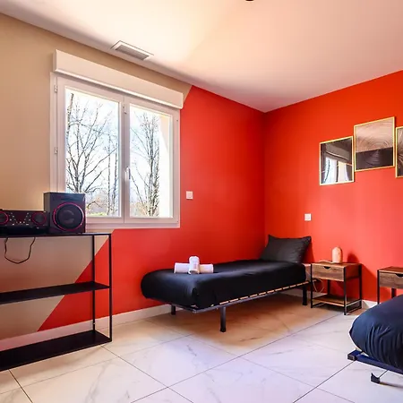 Maison Avec Piscine&escape Game Proche Montauban Hébergement de vacances Saint-Étienne-de-Tulmont